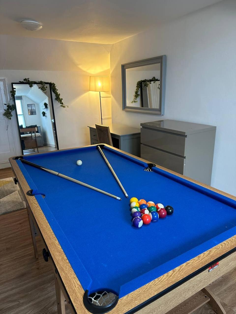 Apartament 3 Bed Flat With Pool Table Cambridge Zewnętrze zdjęcie